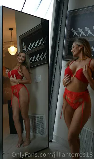 jilliantorres18 / jillianrae1801 фото голая #0311