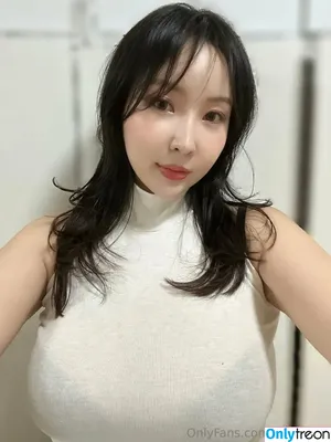 jinju0721 / Jinju / jinjuyu / jinjuyu_ / o____o__j / 진주유 / 징쥬 nude photo #0070