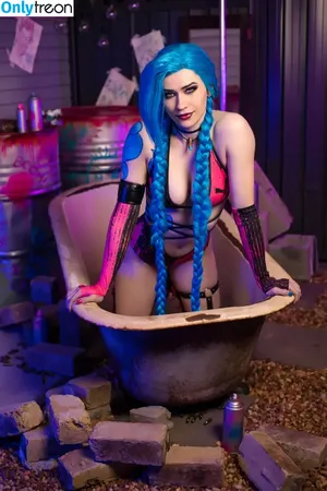 Jinx Cosplay Arcane / LeagueLegends / jinxedyumeria nude photo #0010