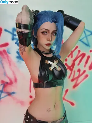 Jinx Cosplay Arcane / LeagueLegends / jinxedyumeria nude photo #0054