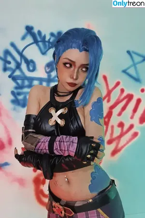 Jinx Cosplay Arcane / LeagueLegends / jinxedyumeria nude photo #0056