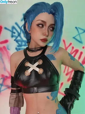 Jinx Cosplay Arcane / LeagueLegends / jinxedyumeria nude photo #0062