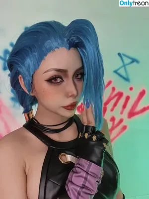 Jinx Cosplay Arcane / LeagueLegends / jinxedyumeria nude photo #0068