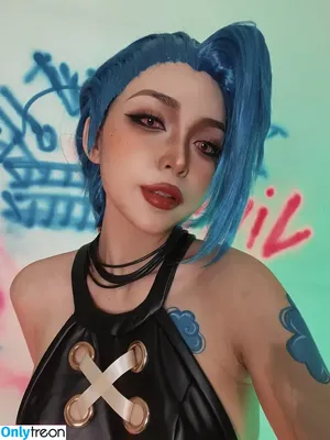 Jinx Cosplay Arcane / LeagueLegends / jinxedyumeria nude photo #0071