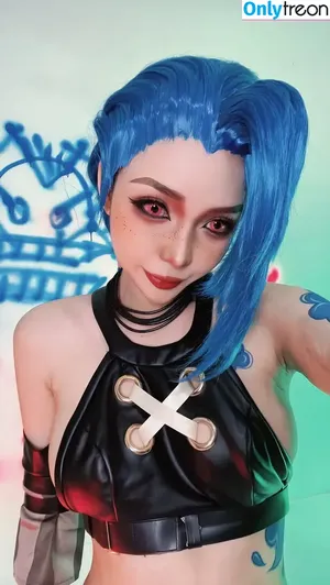 Jinx Cosplay Arcane / LeagueLegends / jinxedyumeria nude photo #0073
