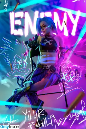 Jinx Cosplay Arcane / LeagueLegends / jinxedyumeria nude photo #0078