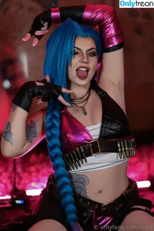 Jinx Cosplay Arcane / LeagueLegends / jinxedyumeria nude photo #0128