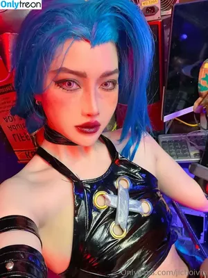 Jinx Cosplay Arcane / LeagueLegends / jinxedyumeria nude photo #0209