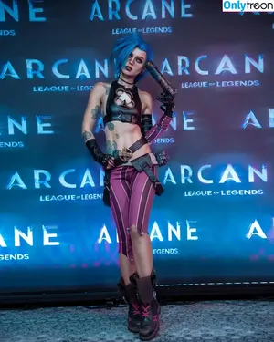 Jinx Cosplay Arcane / LeagueLegends / jinxedyumeria фото голая #0272