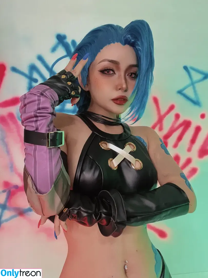 Jinx Cosplay Arcane nude photo #0059 (LeagueLegends / jinxedyumeria)