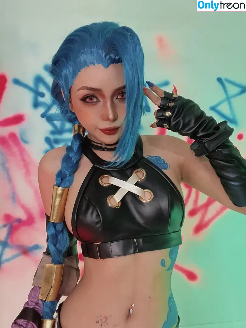 Jinx Cosplay Arcane nude photo #0064 (LeagueLegends / jinxedyumeria)