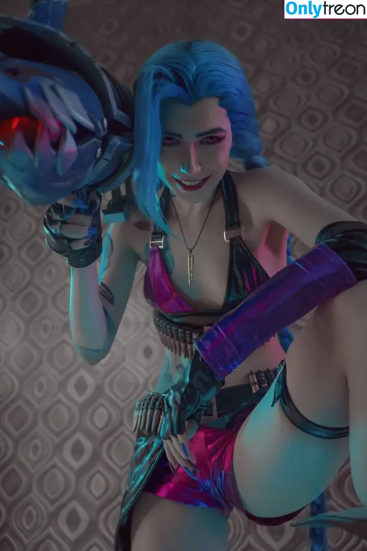 Jinx Cosplay Arcane nude photo #0144 (LeagueLegends / jinxedyumeria)