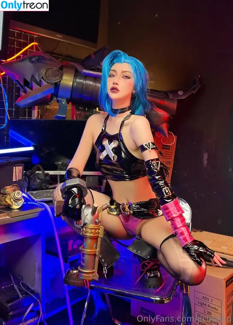 Jinx Cosplay Arcane nude photo #0206 (LeagueLegends / jinxedyumeria)