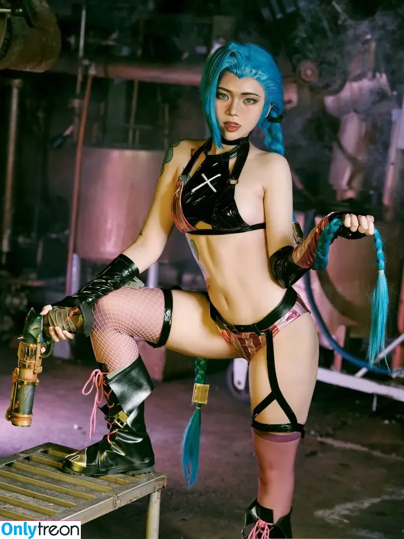 Jinx Cosplay Arcane nude photo #0241 (LeagueLegends / jinxedyumeria)