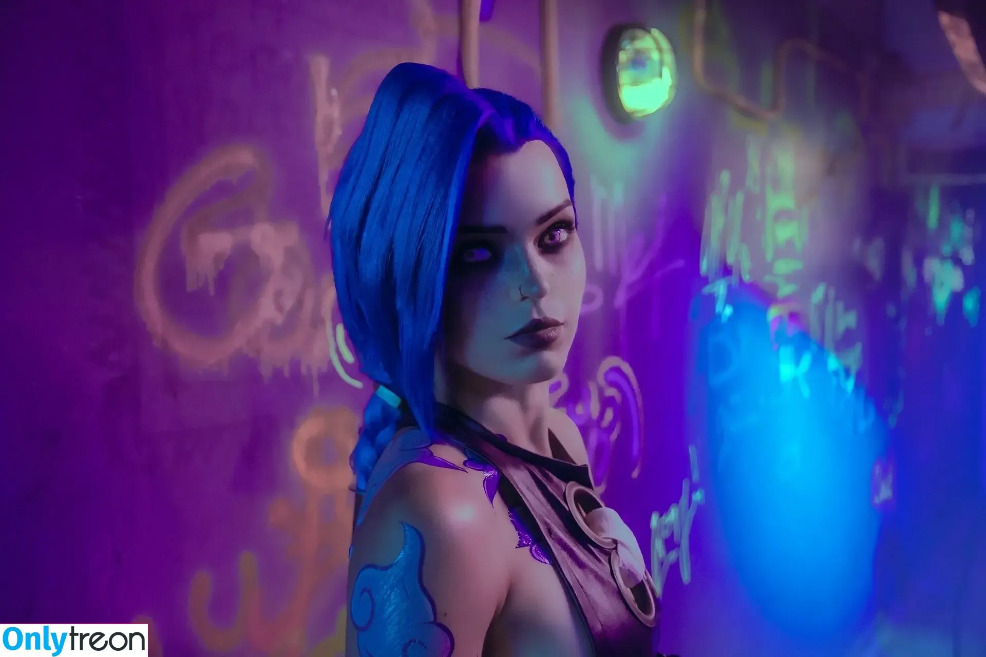 Jinx Cosplay Arcane nude photo #0250 (LeagueLegends / jinxedyumeria)