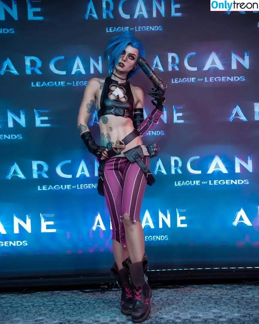Jinx Cosplay Arcane голая photo #0272 (LeagueLegends / jinxedyumeria)