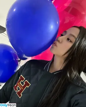 Jisoo / BLACKPINK / qenshizu / sooyaaa__ фото голая #0849
