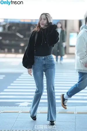 Jisoo / BLACKPINK / qenshizu / sooyaaa__ фото голая #0923