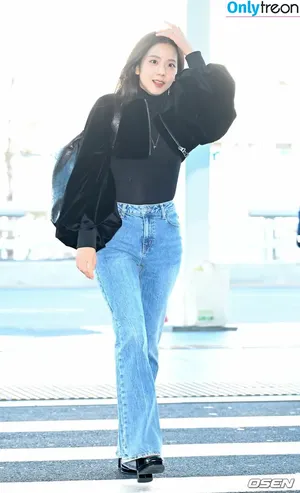 Jisoo / BLACKPINK / qenshizu / sooyaaa__ фото голая #0931