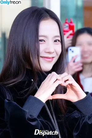 Jisoo / BLACKPINK / qenshizu / sooyaaa__ фото голая #0939
