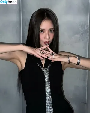 Jisoo / BLACKPINK / qenshizu / sooyaaa__ фото голая #0960