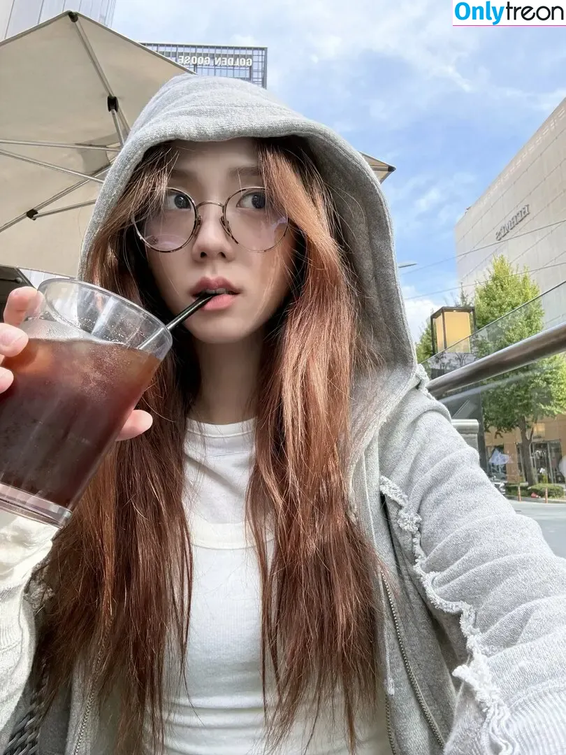 Jisoo голая photo #0826 (BLACKPINK / qenshizu / sooyaaa__)