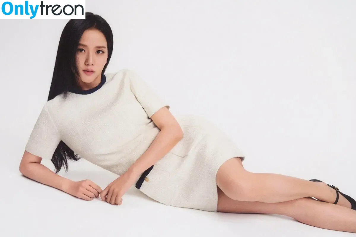 Jisoo голая photo #0841 (BLACKPINK / qenshizu / sooyaaa__)