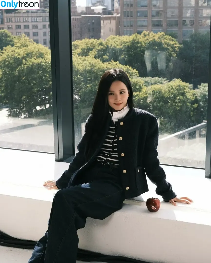 Jisoo голая photo #0846 (BLACKPINK / qenshizu / sooyaaa__)