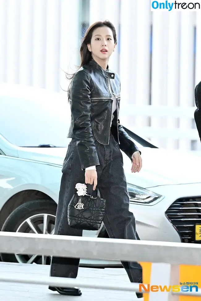 Jisoo голая photo #0884 (BLACKPINK / qenshizu / sooyaaa__)