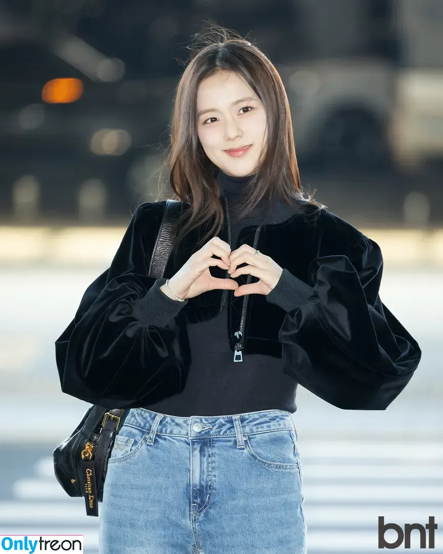 Jisoo голая photo #0941 (BLACKPINK / qenshizu / sooyaaa__)