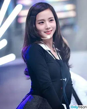 Jisoo / BLACKPINK / qenshizu / sooyaaa__ nude photo #1005