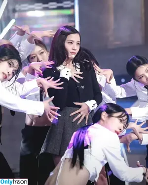Jisoo / BLACKPINK / qenshizu / sooyaaa__ nude photo #1007