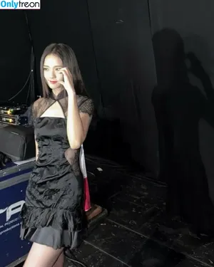 Jisoo / BLACKPINK / qenshizu / sooyaaa__ фото голая #1362