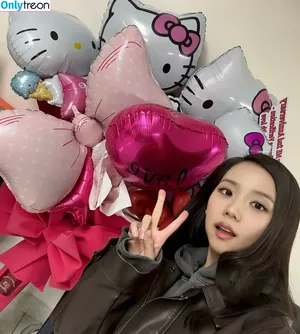 Jisoo / BLACKPINK / qenshizu / sooyaaa__ фото голая #1377