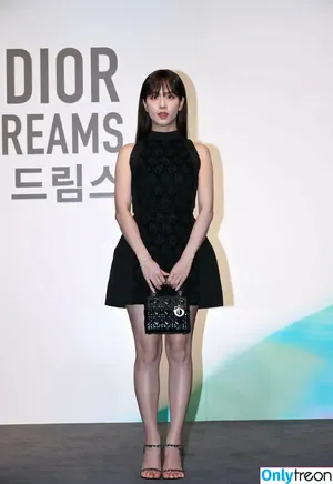 Jisoo / BLACKPINK / qenshizu / sooyaaa__ фото голая #1437