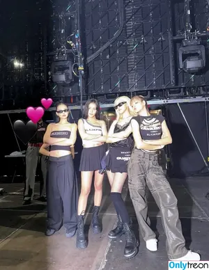 Jisoo / BLACKPINK / qenshizu / sooyaaa__ nude photo #1782