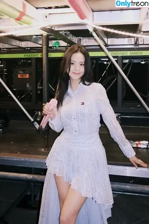 Jisoo / BLACKPINK / qenshizu / sooyaaa__ nude photo #1786