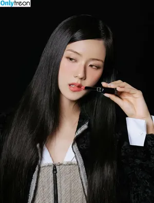 Jisoo / BLACKPINK / qenshizu / sooyaaa__ nude photo #1808