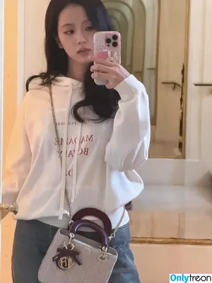 Jisoo / BLACKPINK / qenshizu / sooyaaa__ nude photo #1827
