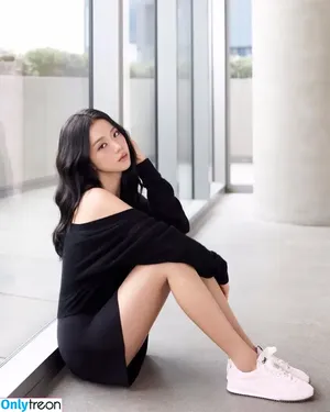 Jisoo / BLACKPINK / qenshizu / sooyaaa__ фото голая #1855