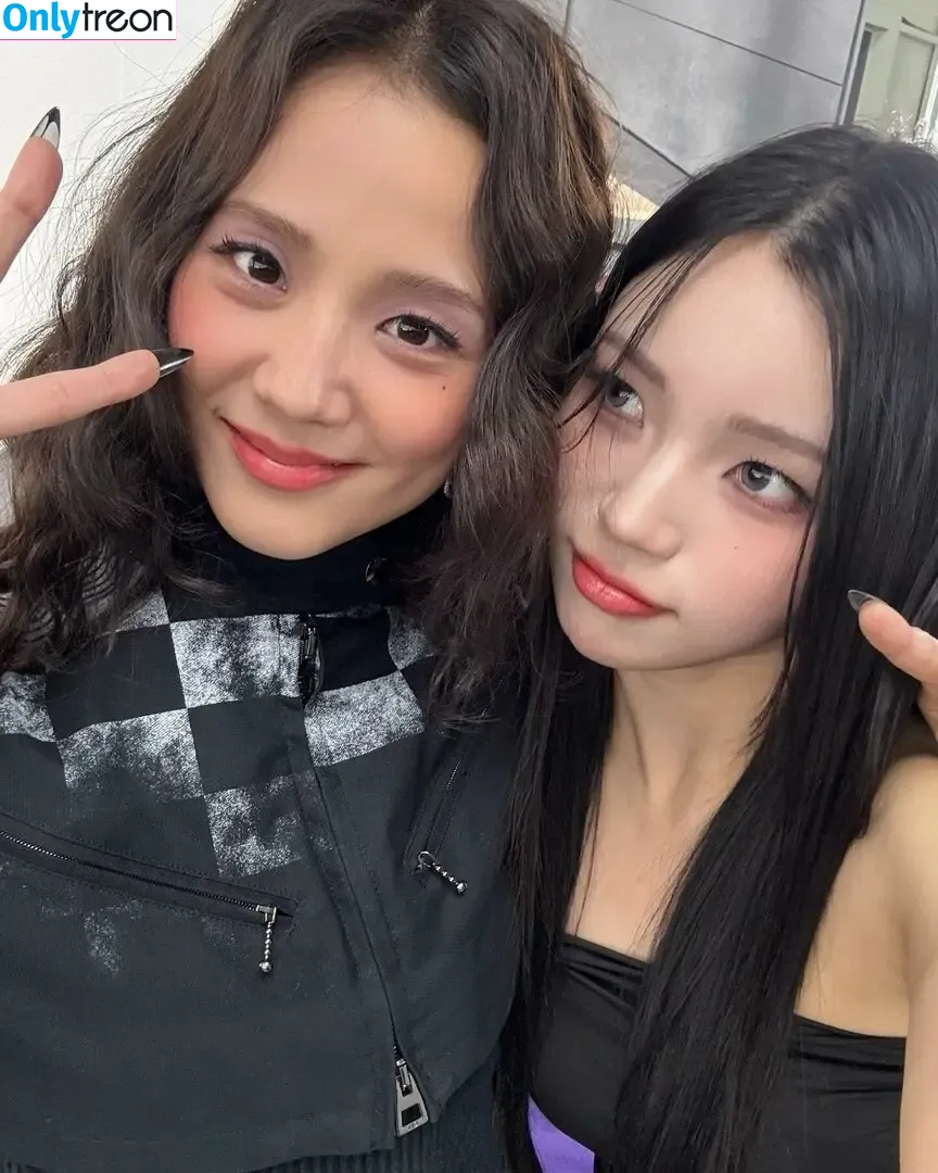 Jisoo nude photo #1088 (BLACKPINK / qenshizu / sooyaaa__)