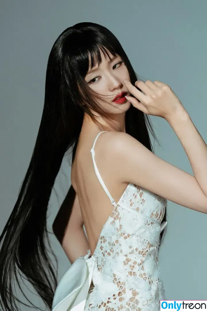 Jisoo nude photo #1685 (BLACKPINK / qenshizu / sooyaaa__)