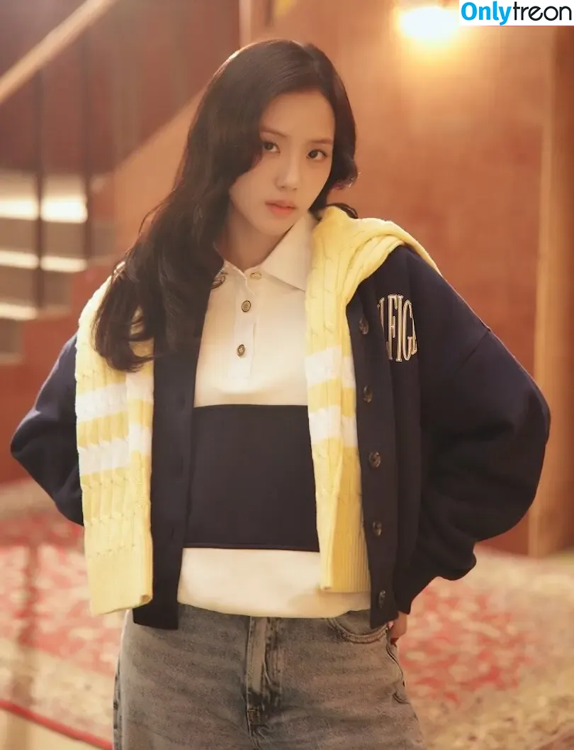 Jisoo голая photo #1918 (BLACKPINK / qenshizu / sooyaaa__)