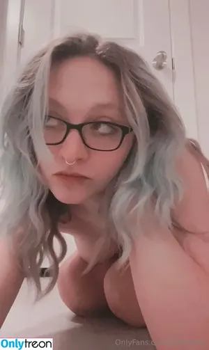 jitterybug / ittybittybugg_ / salemthebugg nude photo #0104