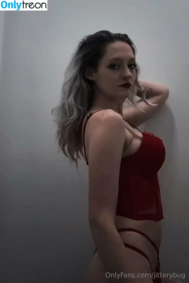 jitterybug nude photo #0014 (ittybittybugg_ / salemthebugg)