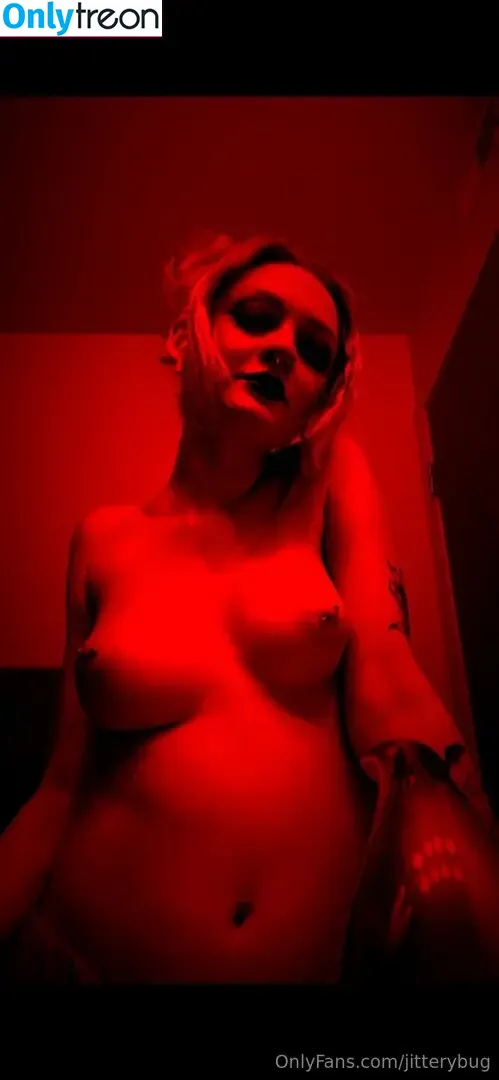 jitterybug nude photo #0026 (ittybittybugg_ / salemthebugg)