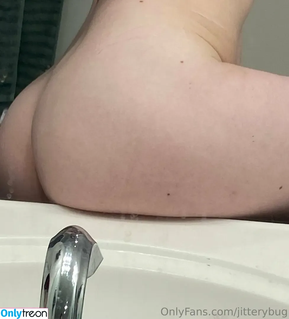 jitterybug nude photo #0041 (ittybittybugg_ / salemthebugg)