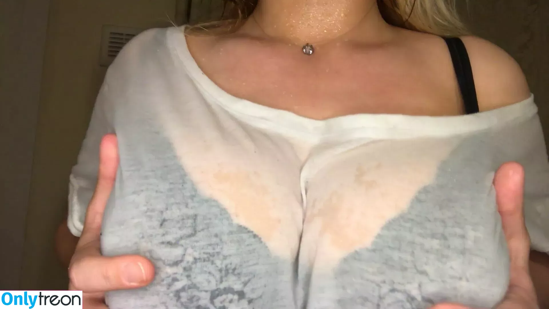 JJASMR nude photo #0043 (jj_asmr_mukbang_asmr)