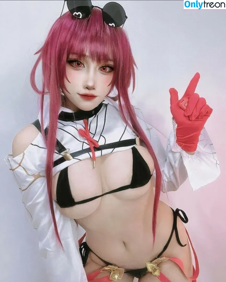 jjc_ellyn nude photo #0120 (celyn01)