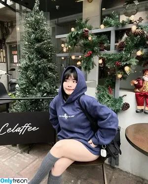 jjryhs / jade nguyen nude photo #0008